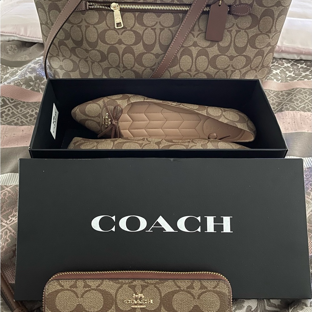 - SOLD ~ 🤎🤎Coach ~ Shoes 🤎🤎
